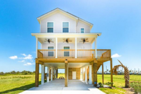 Cozy 3 Bedroom Family Beach Home in Galveston